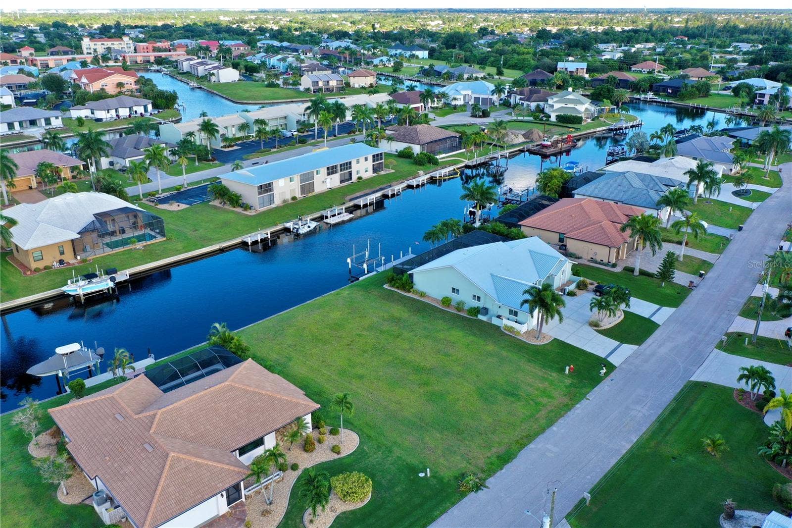 1328 VIA MILANESE, Punta Gorda, FL 33950 1328 VIA MILANESE, Punta Gorda, FL 33950