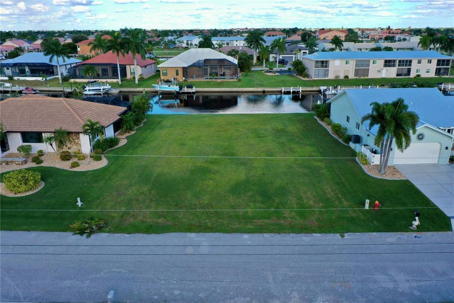 Property photo for 1328 VIA MILANESE, Punta Gorda, FL