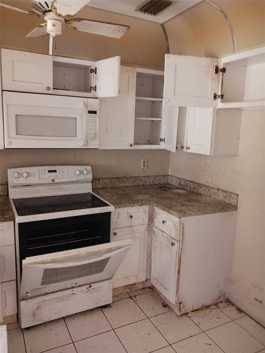 8402 FAY AVENUE, North Port, FL 34287