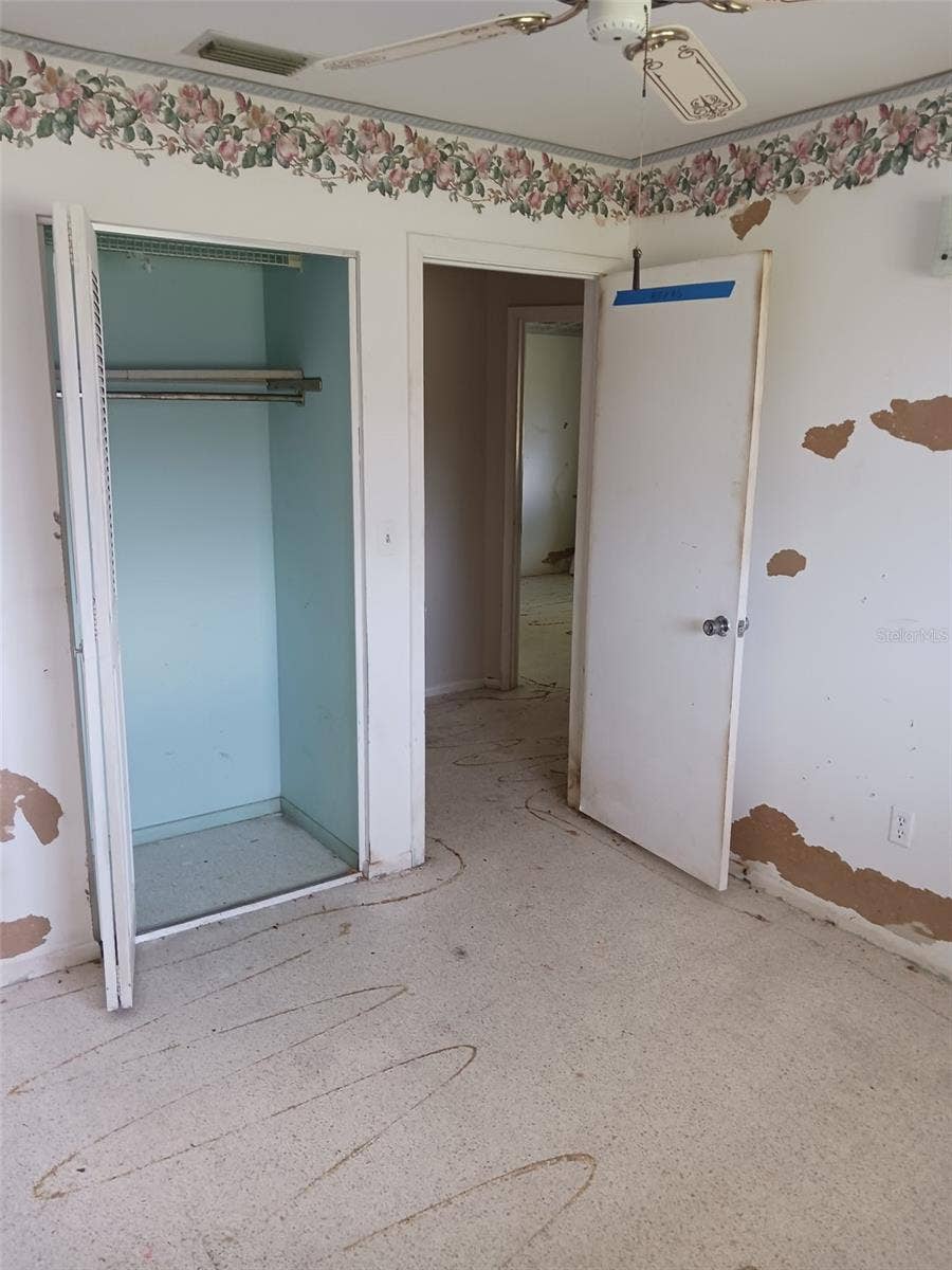 8402 FAY AVENUE, North Port, FL 34287