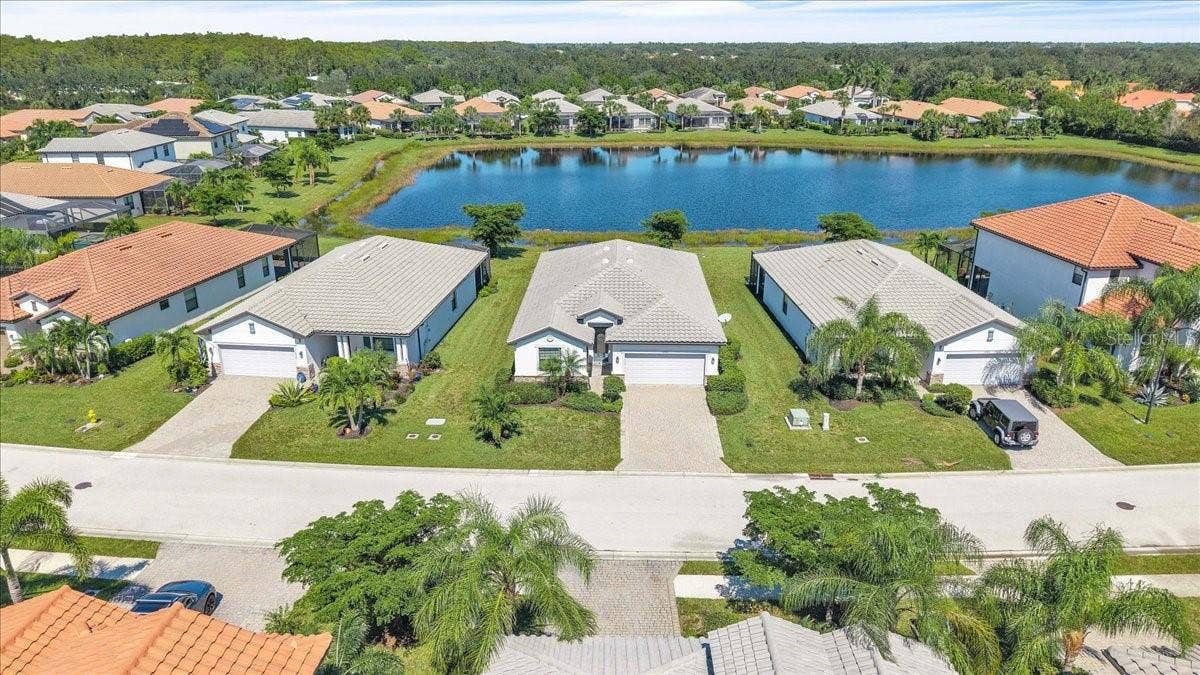 11914 SILVER COBBLESTONE WAY, Fort Myers, FL 33913 11914 SILVER COBBLESTONE WAY, Fort Myers, FL 33913