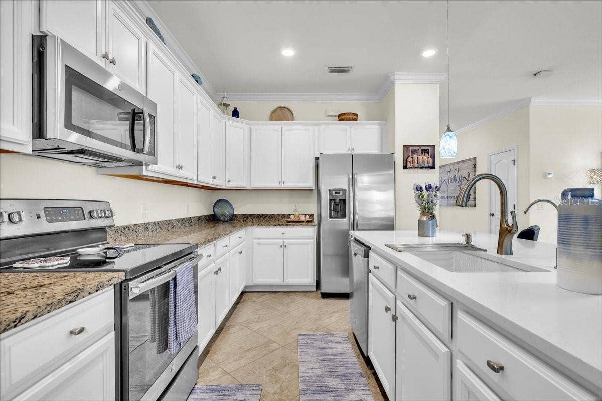 11914 SILVER COBBLESTONE WAY, Fort Myers, FL 33913 11914 SILVER COBBLESTONE WAY, Fort Myers, FL 33913