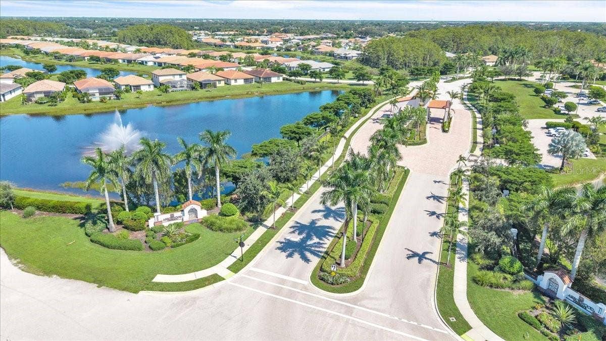 11914 SILVER COBBLESTONE WAY, Fort Myers, FL 33913 11914 SILVER COBBLESTONE WAY, Fort Myers, FL 33913
