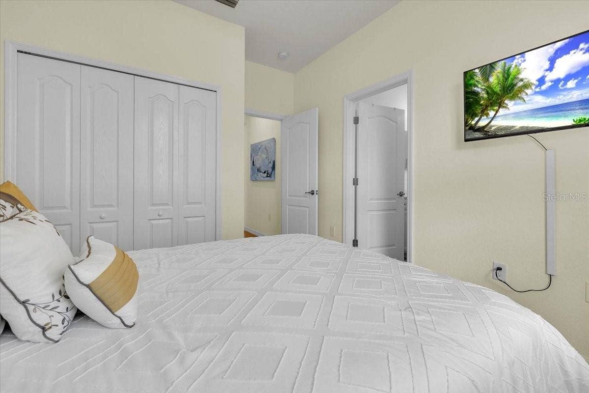 11914 SILVER COBBLESTONE WAY, Fort Myers, FL 33913 11914 SILVER COBBLESTONE WAY, Fort Myers, FL 33913