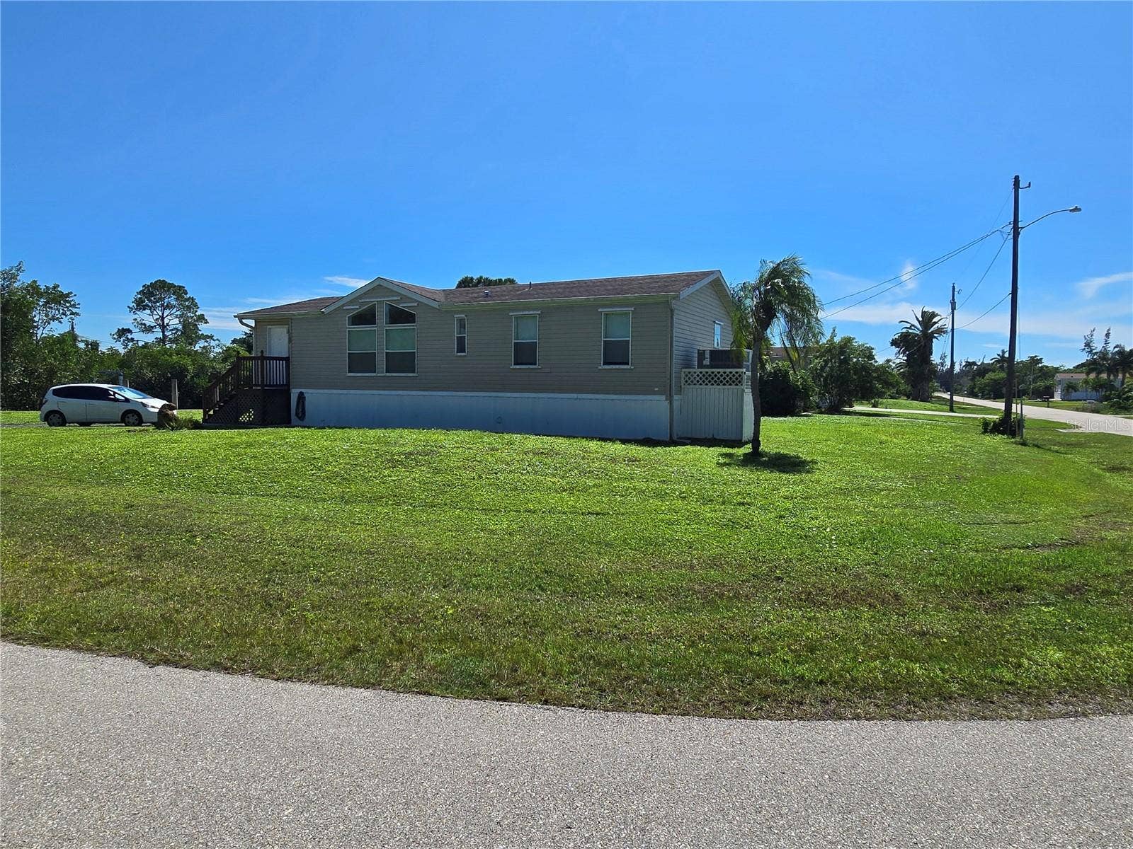 1125 MARLIN DRIVE, Punta Gorda, FL 33950