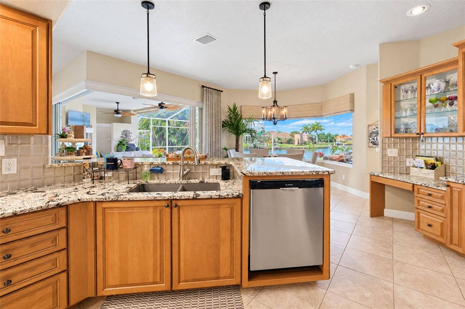 472 MACEDONIA DR, Punta Gorda, FL 33950 472 MACEDONIA DR, Punta Gorda, FL 33950