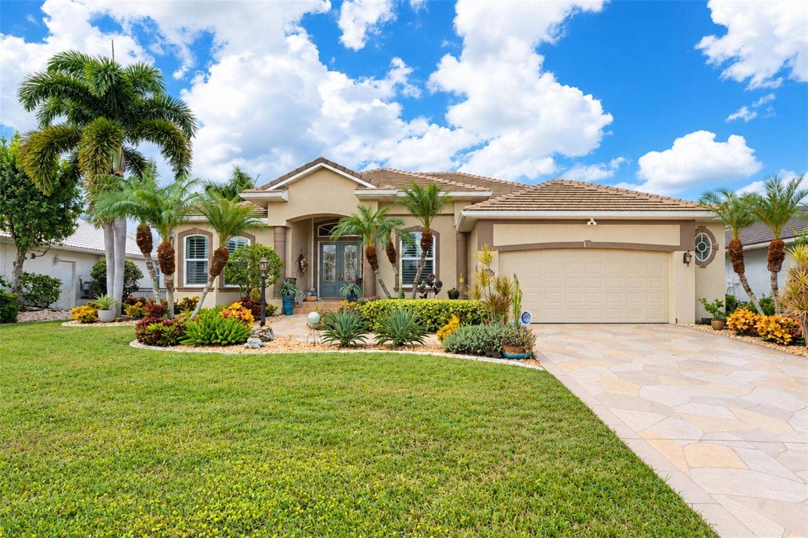 472 MACEDONIA DR, Punta Gorda, FL 33950 472 MACEDONIA DR, Punta Gorda, FL 33950
