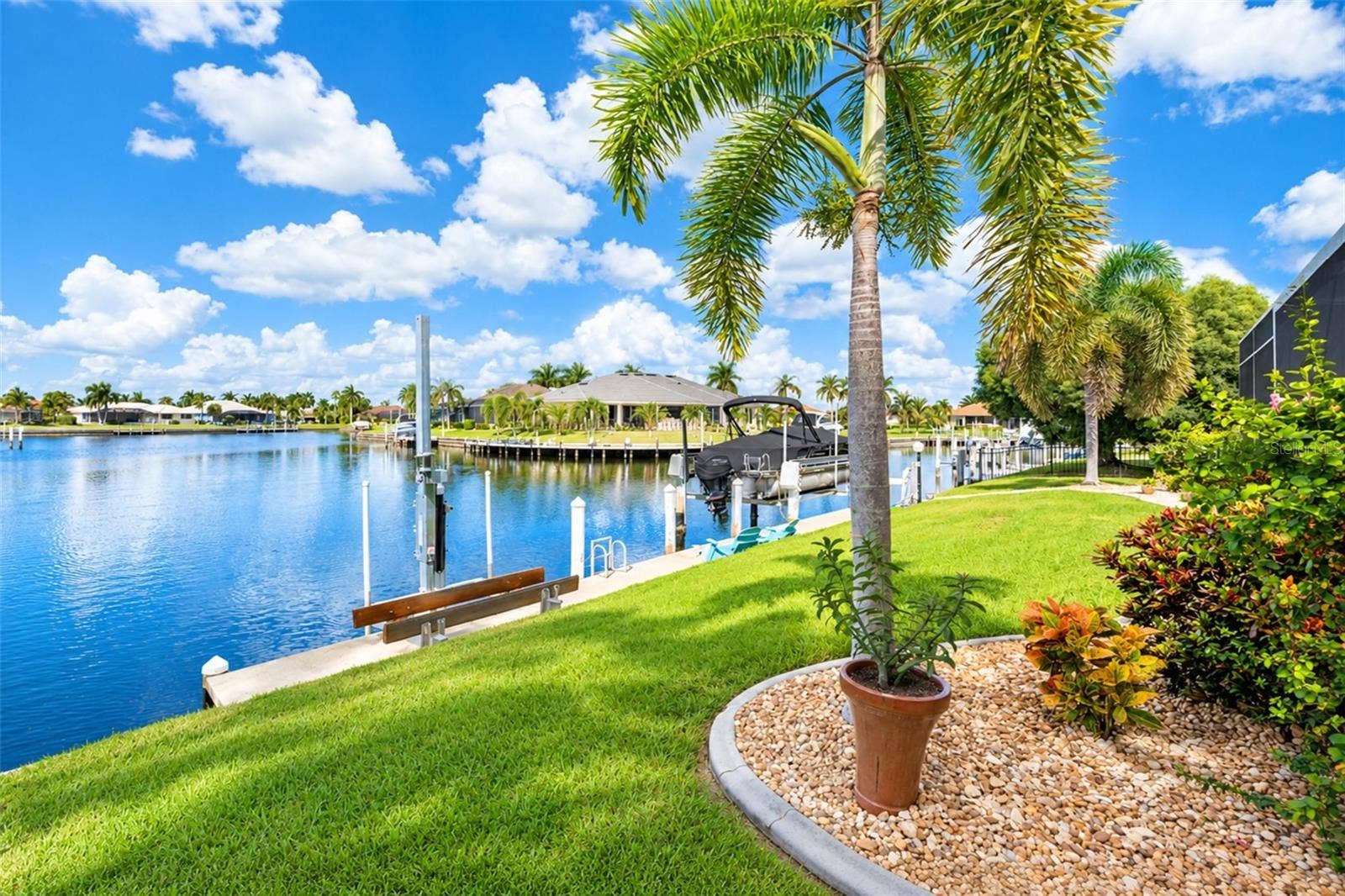 472 MACEDONIA DR, Punta Gorda, FL 33950 472 MACEDONIA DR, Punta Gorda, FL 33950