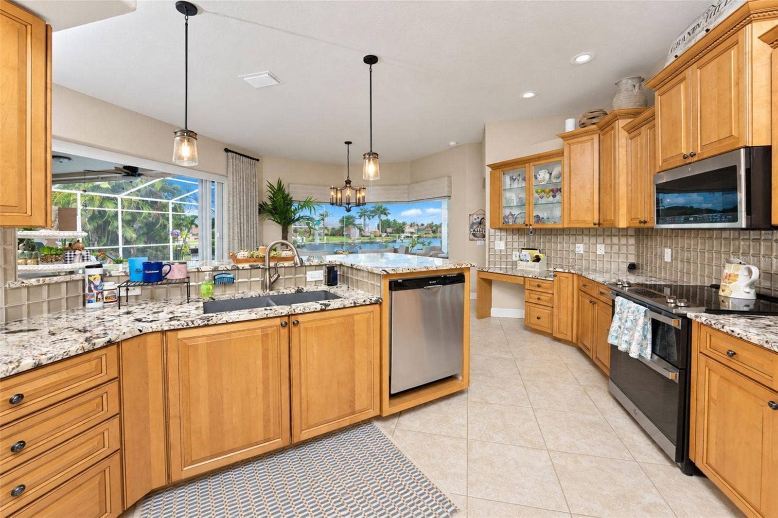 472 MACEDONIA DR, Punta Gorda, FL 33950 472 MACEDONIA DR, Punta Gorda, FL 33950