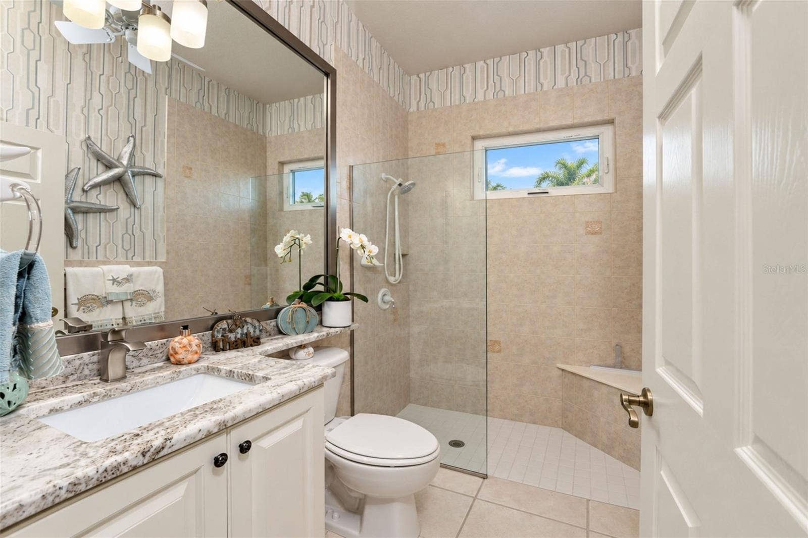 472 MACEDONIA DR, Punta Gorda, FL 33950 472 MACEDONIA DR, Punta Gorda, FL 33950