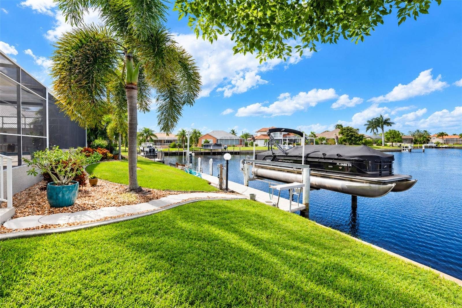 472 MACEDONIA DR, Punta Gorda, FL 33950 472 MACEDONIA DR, Punta Gorda, FL 33950