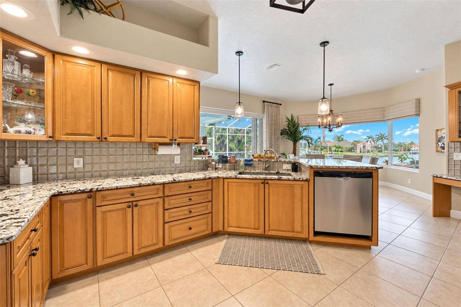 472 MACEDONIA DR, Punta Gorda, FL 33950 472 MACEDONIA DR, Punta Gorda, FL 33950