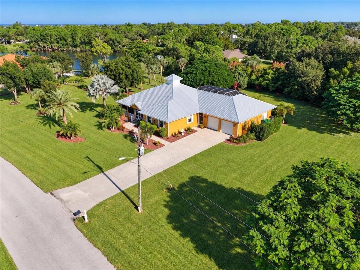 25200 HARBORSIDE BOULEVARD, Punta Gorda, FL 33955