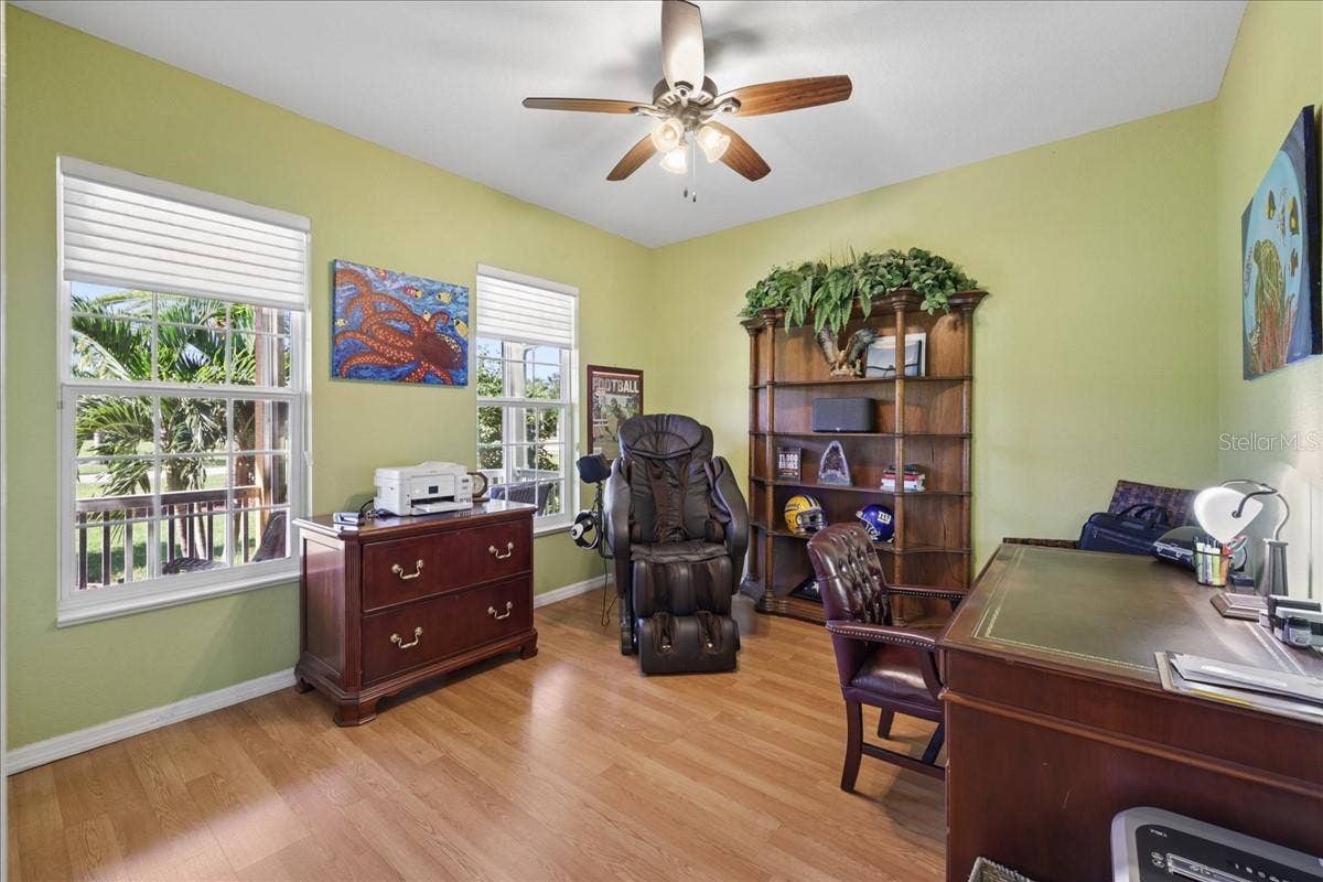 Office or 4th bedroom