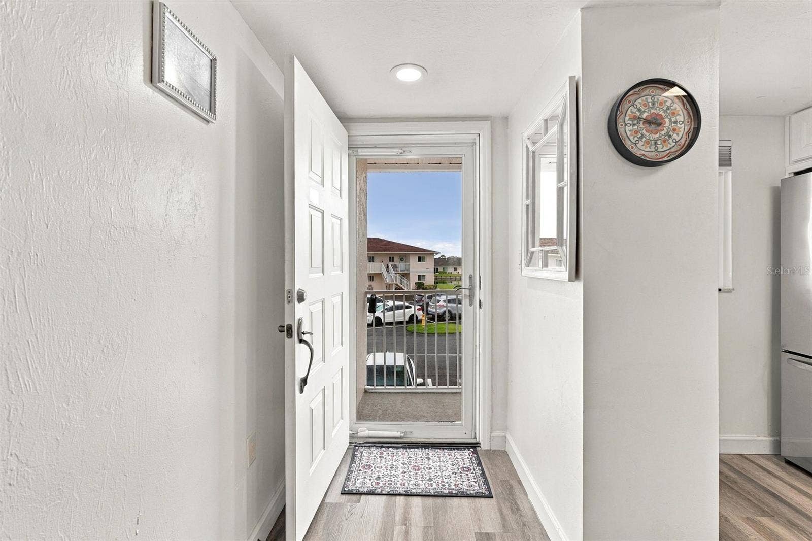 12538 SW KINGSWAY CIRCLE, #1008, Lake Suzy, FL 34269 Step Inside to a Beautifully Updated Condo