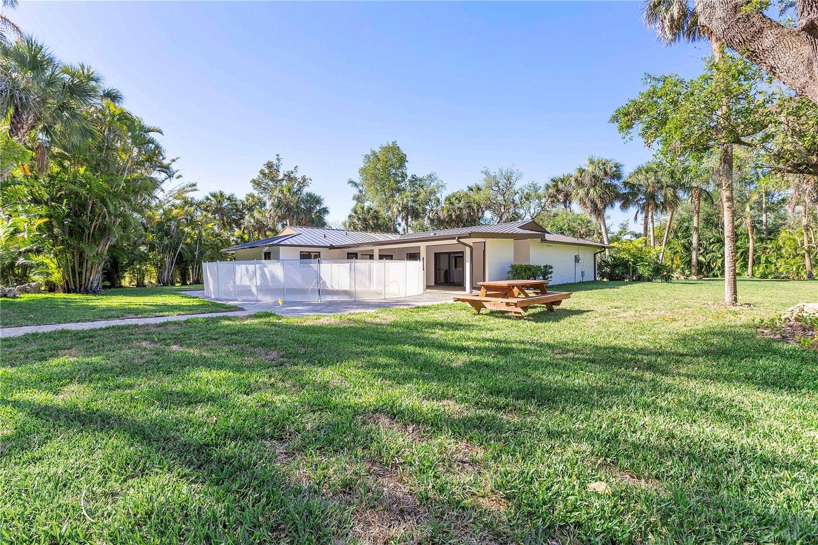 3511 HERITAGE LANE, Fort Myers, FL 33908