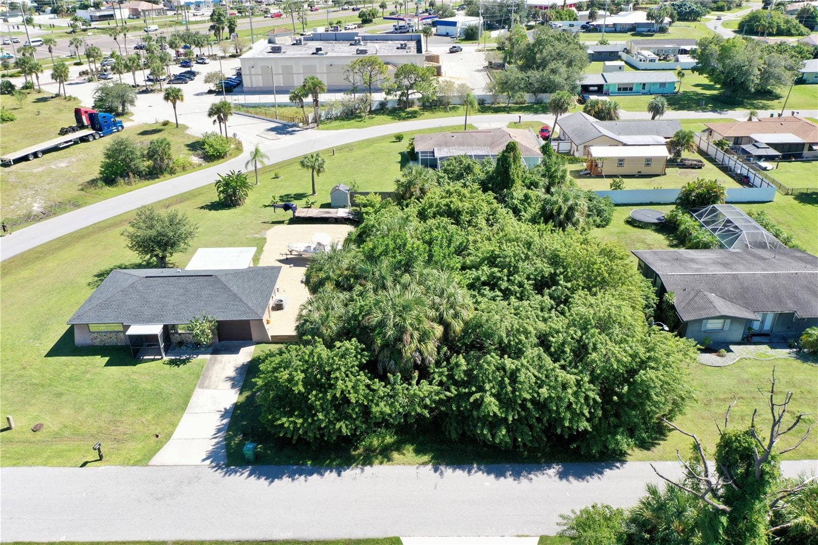 581 SPRUCE STREET NW, Port Charlotte, FL 33952