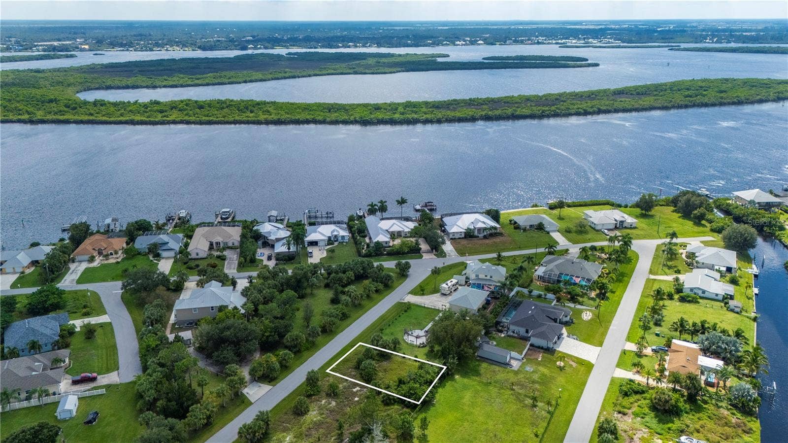 3485 HIGHLANDS ROAD, Punta Gorda, FL 33983 3485 HIGHLANDS ROAD, Punta Gorda, FL 33983