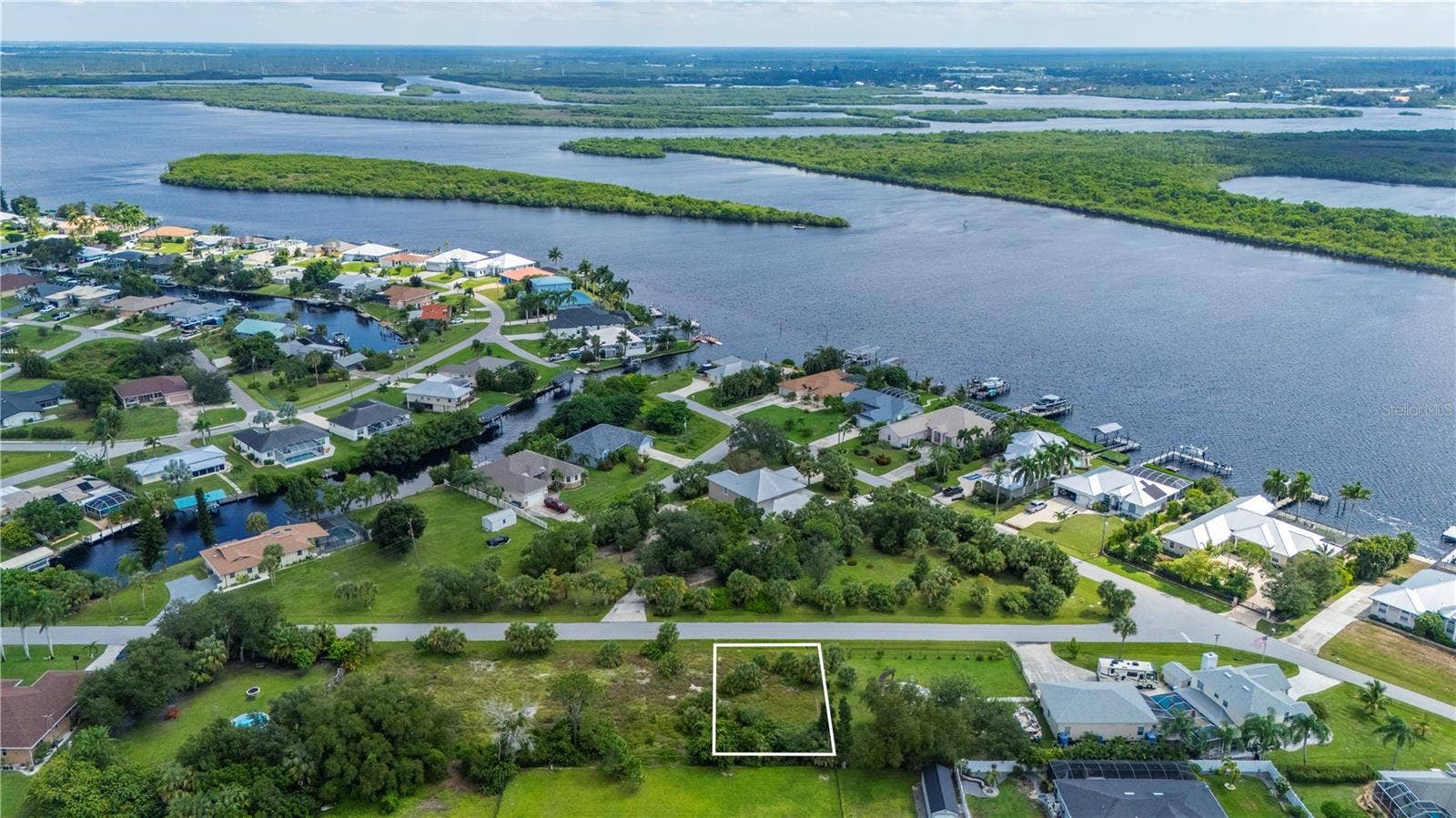 3485 HIGHLANDS ROAD, Punta Gorda, FL 33983 3485 HIGHLANDS ROAD, Punta Gorda, FL 33983