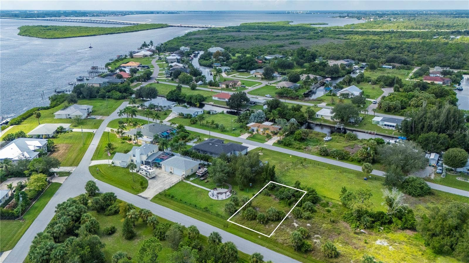 3485 HIGHLANDS ROAD, Punta Gorda, FL 33983 3485 HIGHLANDS ROAD, Punta Gorda, FL 33983