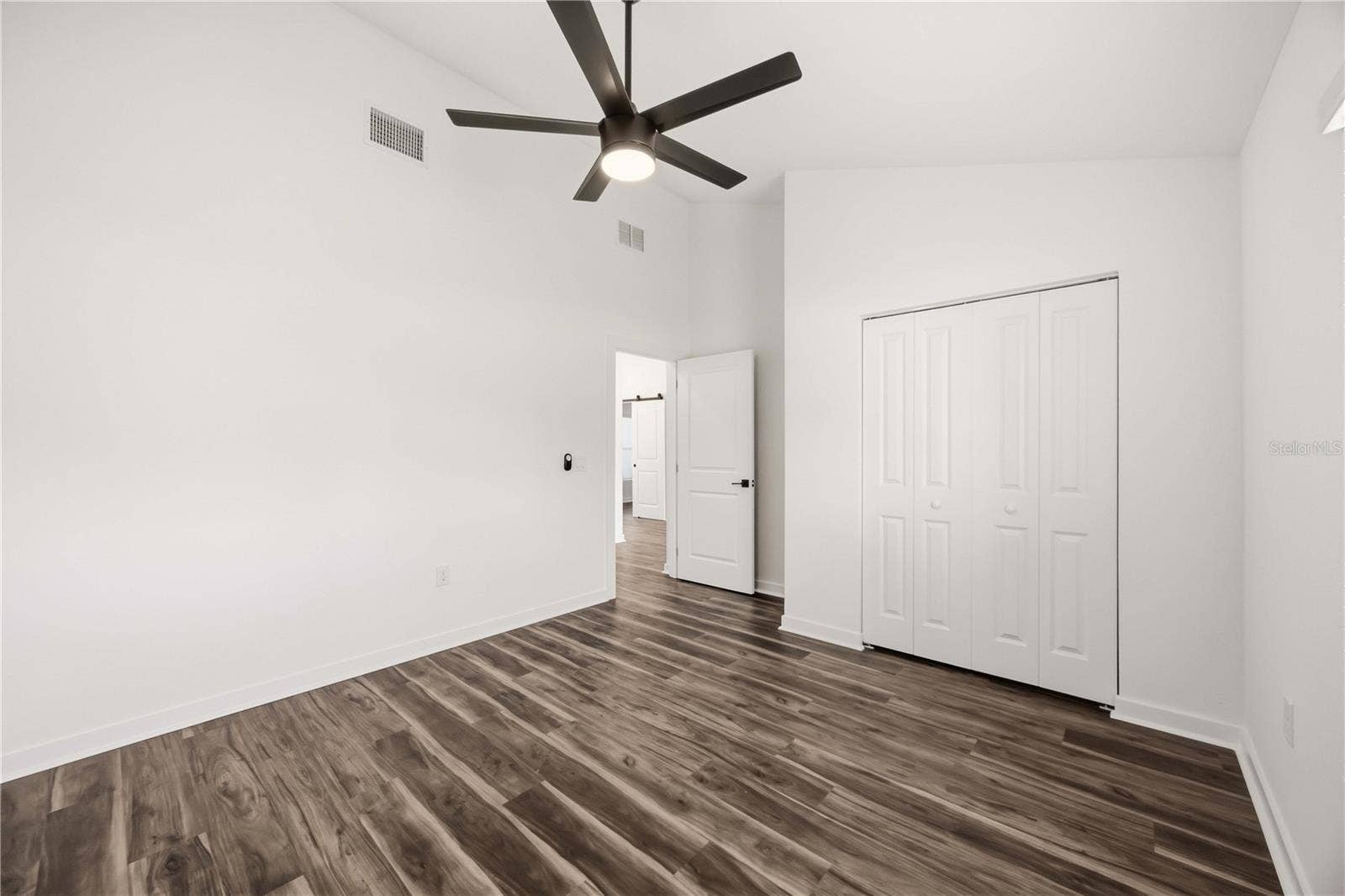 3761 LOG CABIN ROAD, North Port, FL 34291 3761 LOG CABIN ROAD, North Port, FL 34291