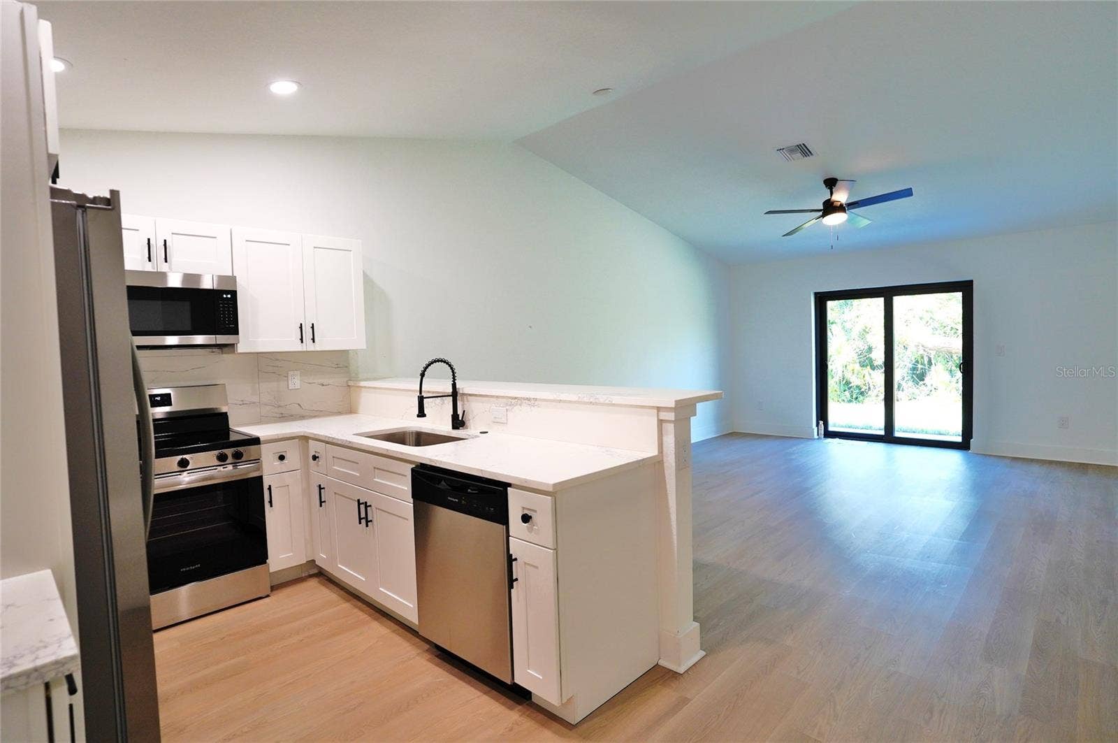 17320 GEDDES AVENUE, Port Charlotte, FL 33954