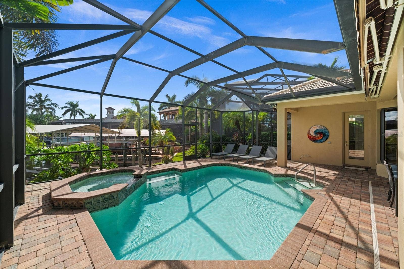 Sparkling heated pool and spa ready for you!