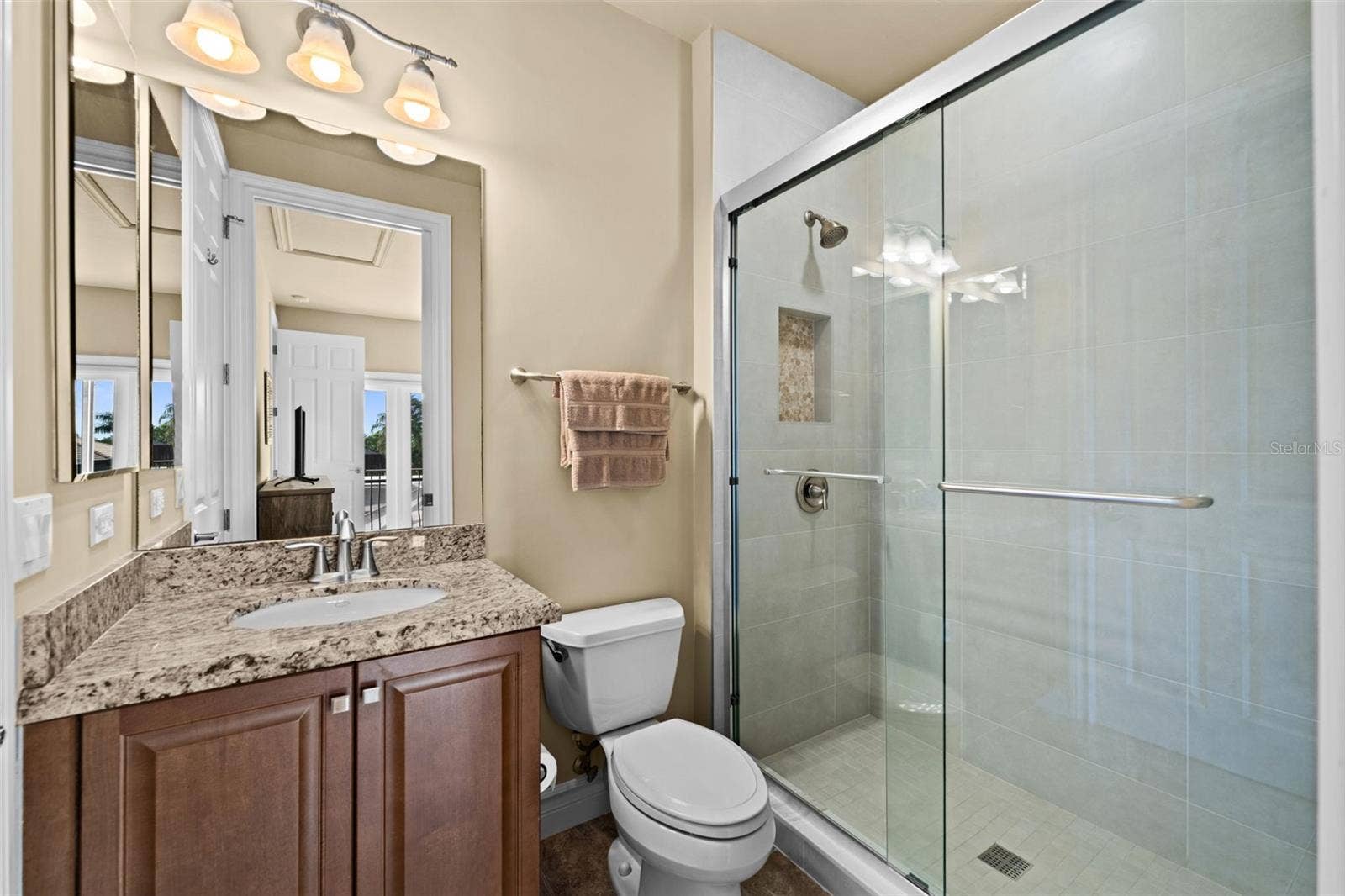 Full bath upstairs attached to 3rd bedroom