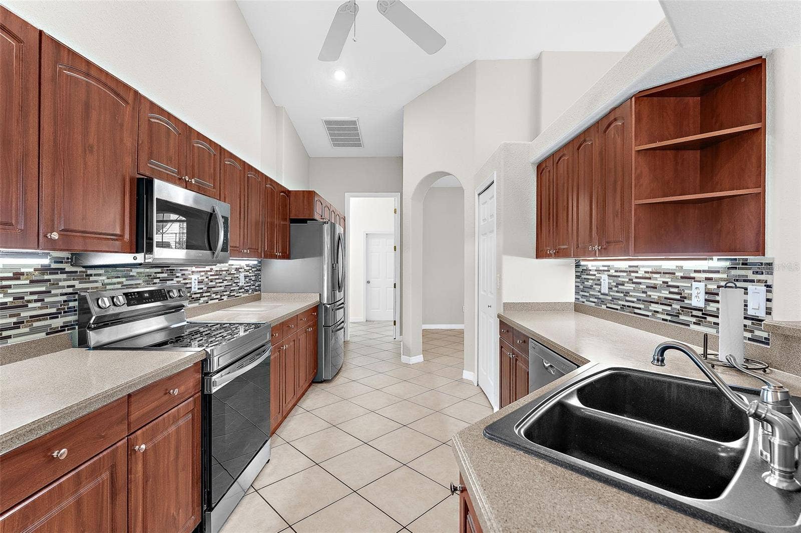 2595 ROLLING ROAD, North Port, FL 34288 Kitchen