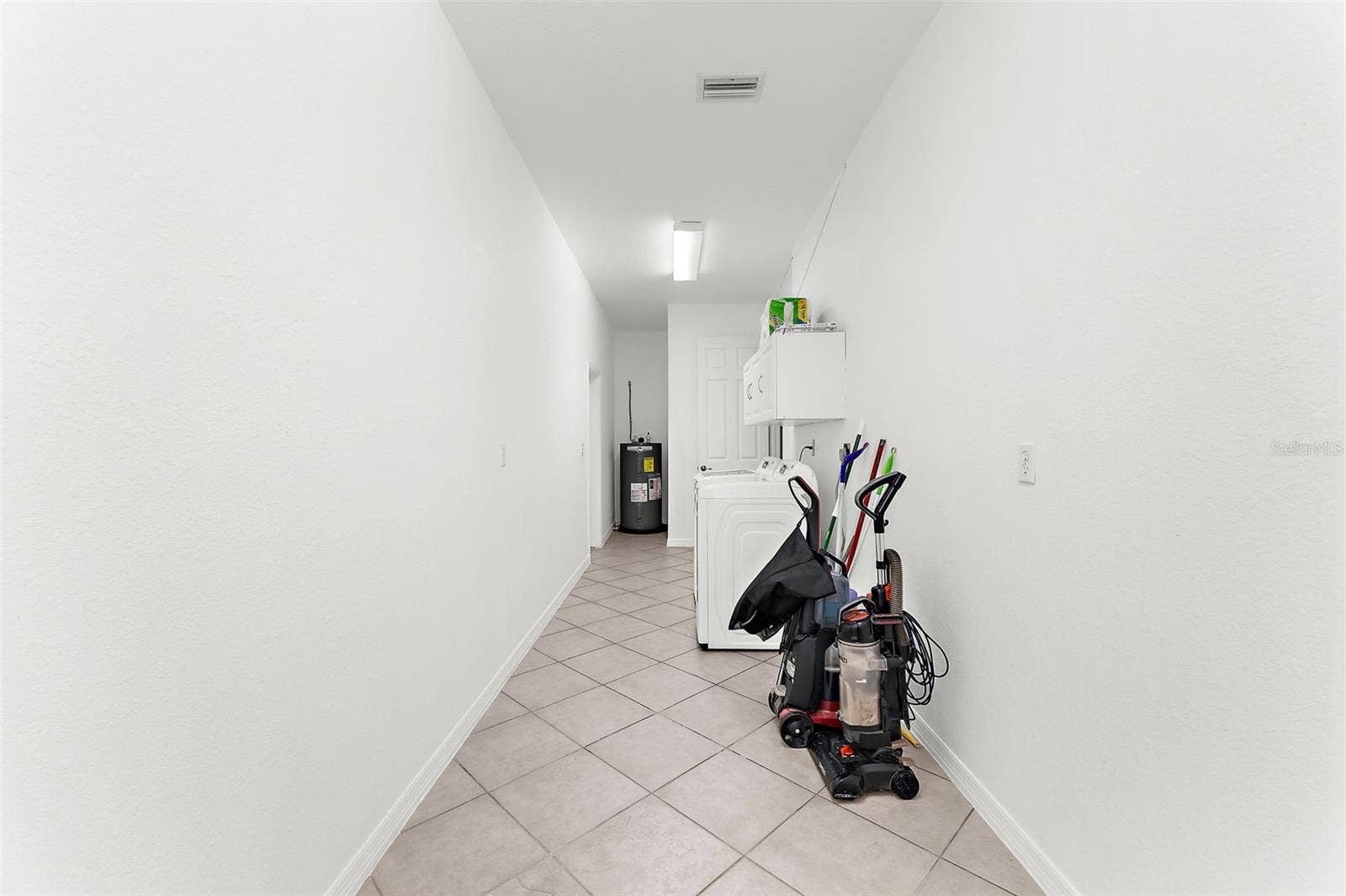 2595 ROLLING ROAD, North Port, FL 34288 Laundry room