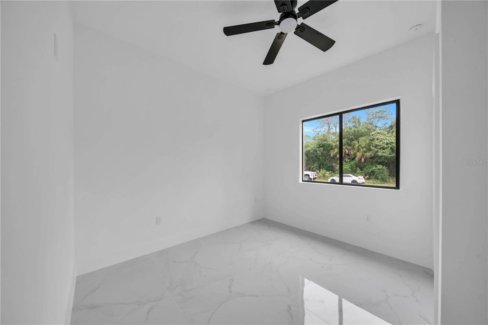 3304 E 15TH STREET, Lehigh Acres, FL 33972
