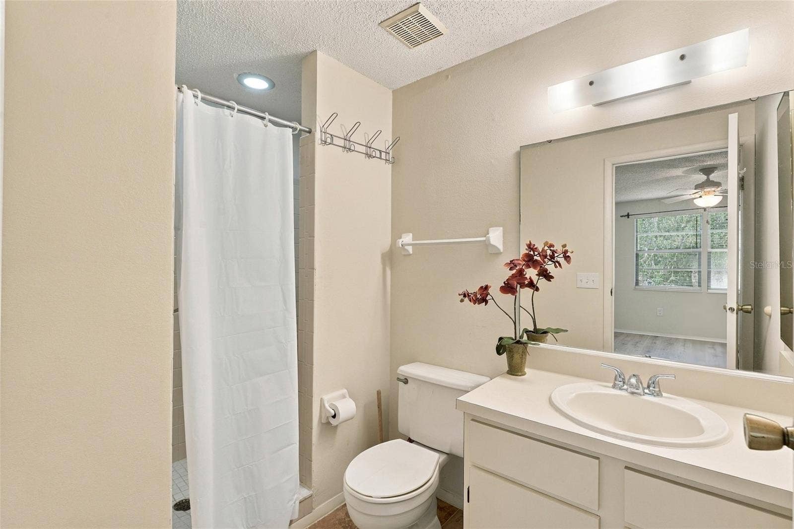 4022 BEAVER LANE, #1000H, Port Charlotte, FL 33952 4022 BEAVER LANE, #1000H, Port Charlotte, FL 33952