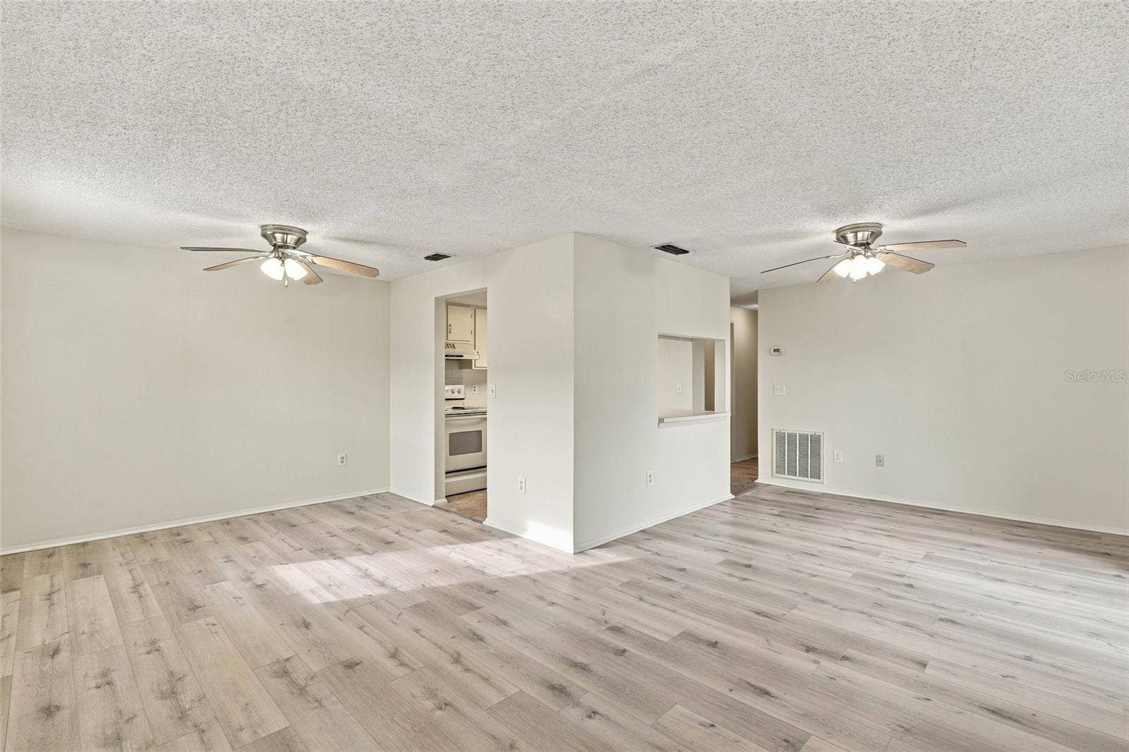 4022 BEAVER LANE, #1000H, Port Charlotte, FL 33952 4022 BEAVER LANE, #1000H, Port Charlotte, FL 33952