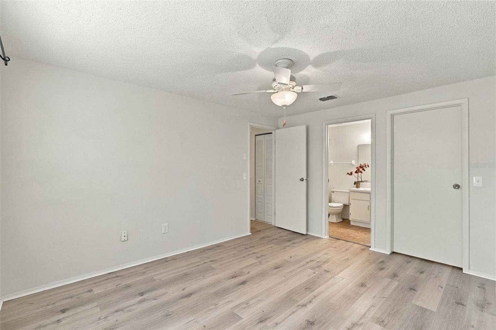 4022 BEAVER LANE, #1000H, Port Charlotte, FL 33952 4022 BEAVER LANE, #1000H, Port Charlotte, FL 33952