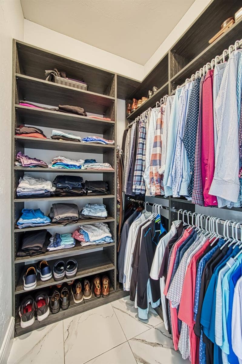 8625 SOUTHWIND BAY CIRCLE, Fort Myers, FL 33908 Built in his/hers wood shelving