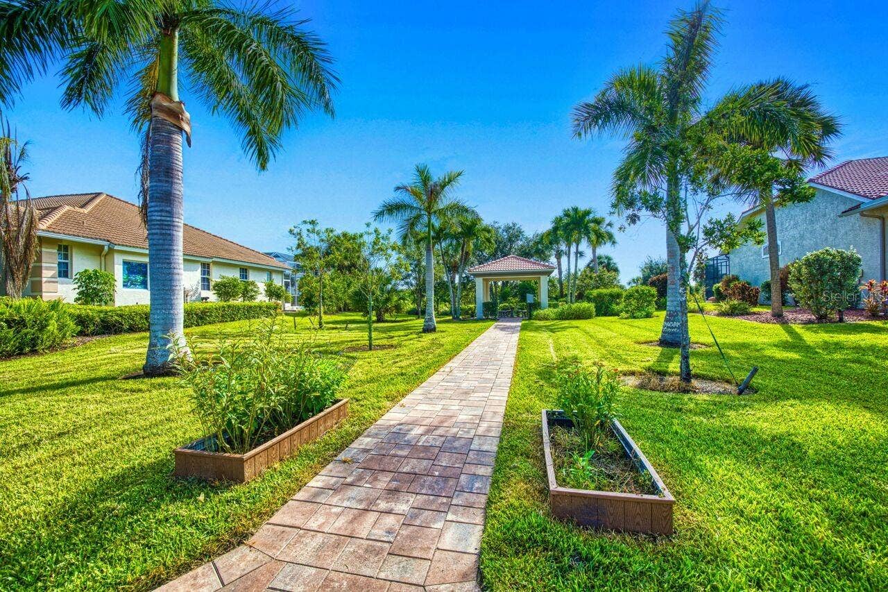 8625 SOUTHWIND BAY CIRCLE, Fort Myers, FL 33908 Community gathering area that backs up to the preserve