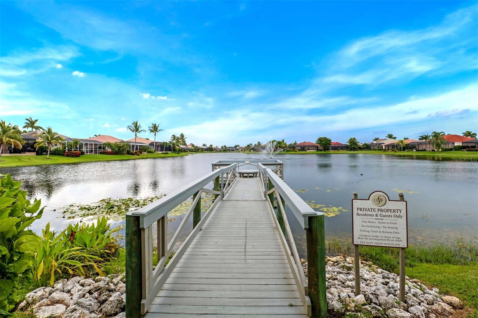 8625 SOUTHWIND BAY CIRCLE, Fort Myers, FL 33908 fishing pier