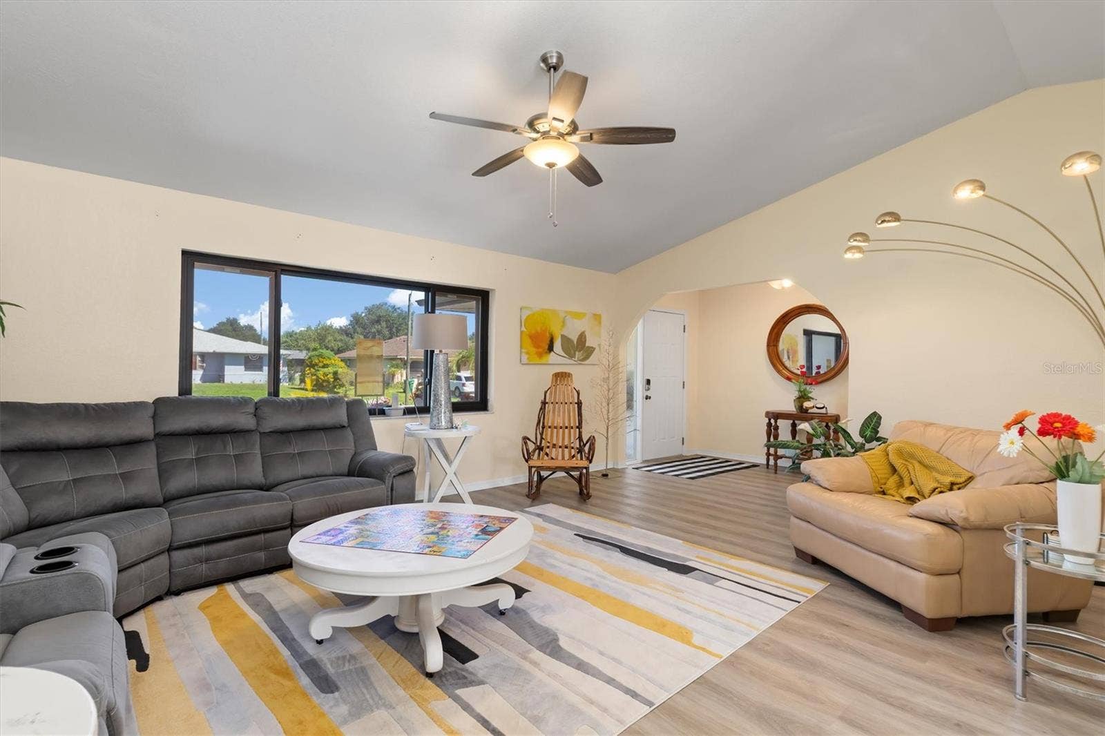 21443 SHELDON AVENUE, Port Charlotte, FL 33952 Living room