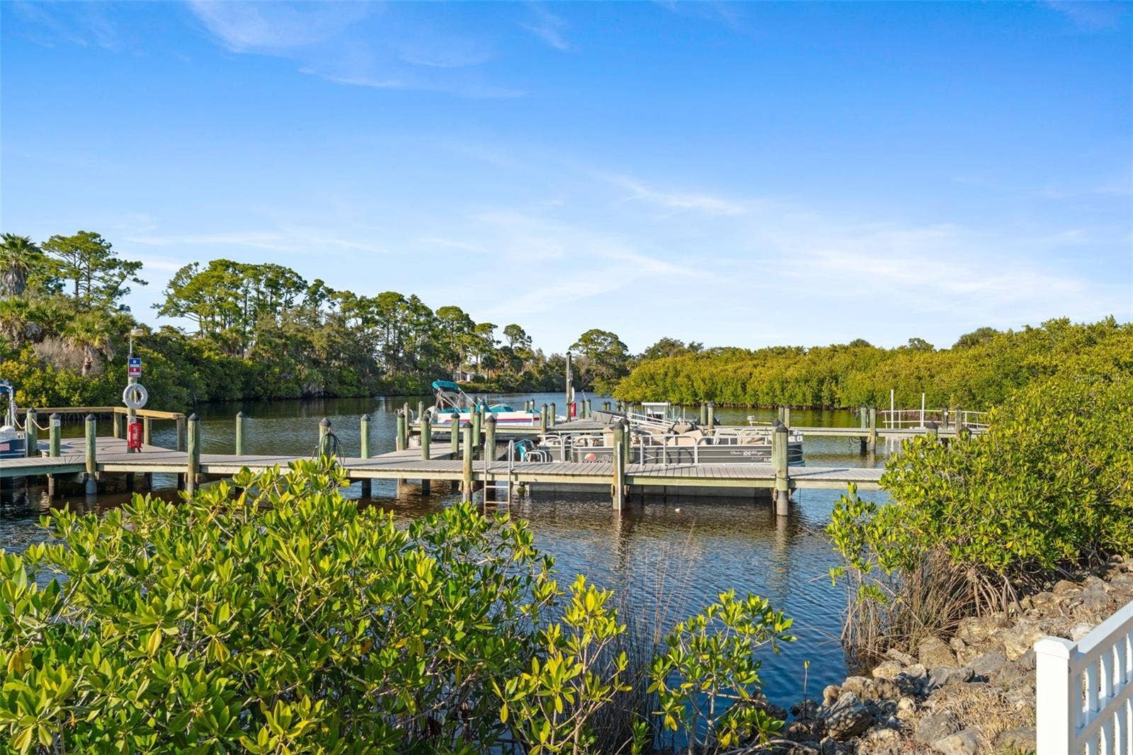 576 PORTSIDE DRIVE, North Port, FL 34287 576 PORTSIDE DRIVE, North Port, FL 34287