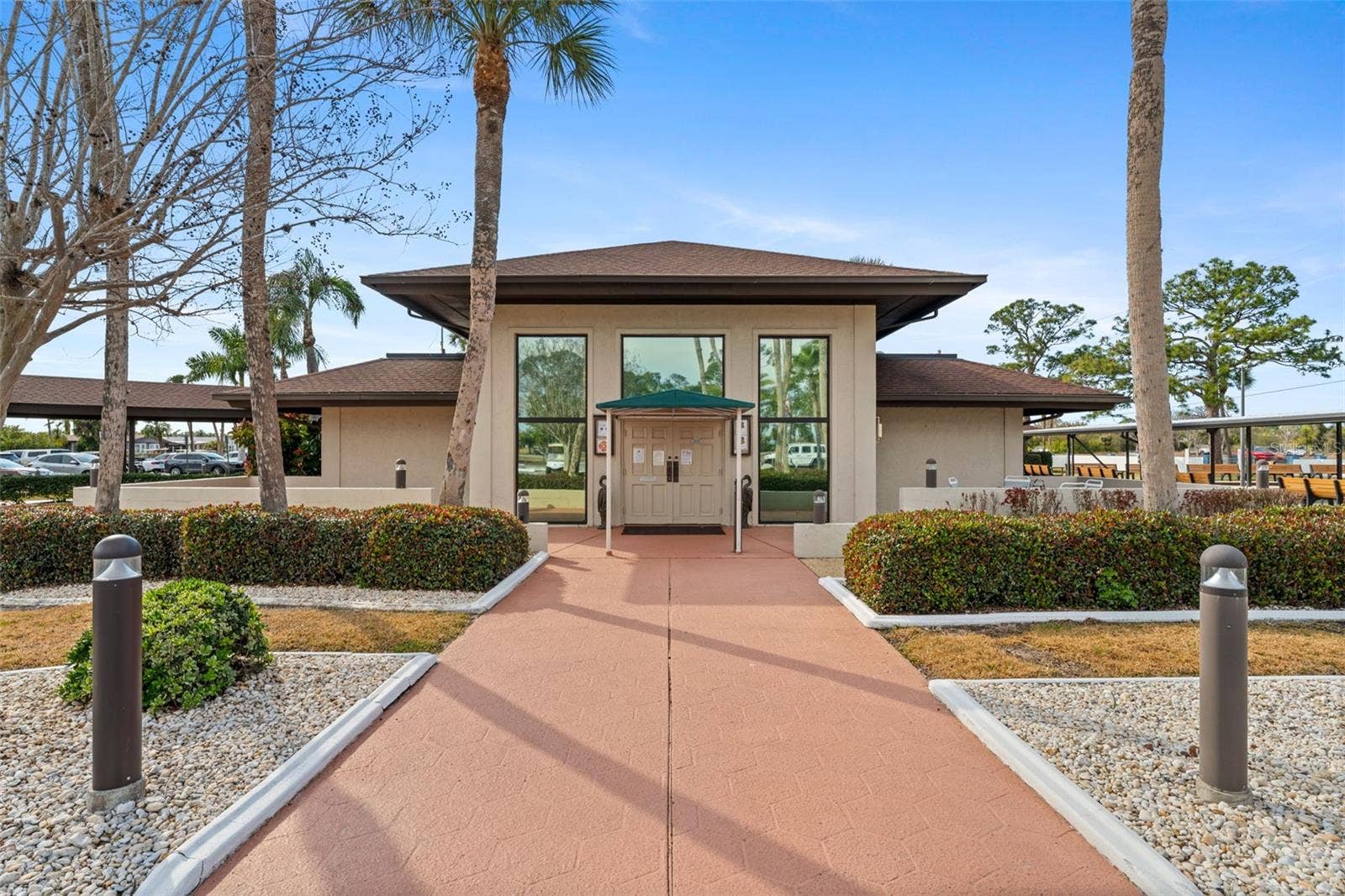 576 PORTSIDE DRIVE, North Port, FL 34287 576 PORTSIDE DRIVE, North Port, FL 34287