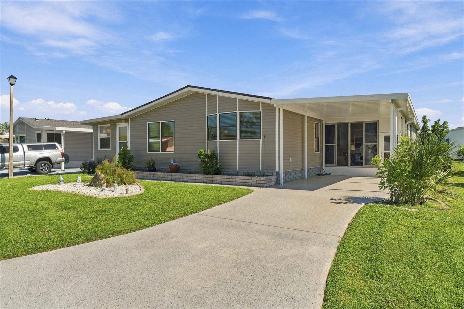 576 PORTSIDE DRIVE, North Port, FL 34287 576 PORTSIDE DRIVE, North Port, FL 34287