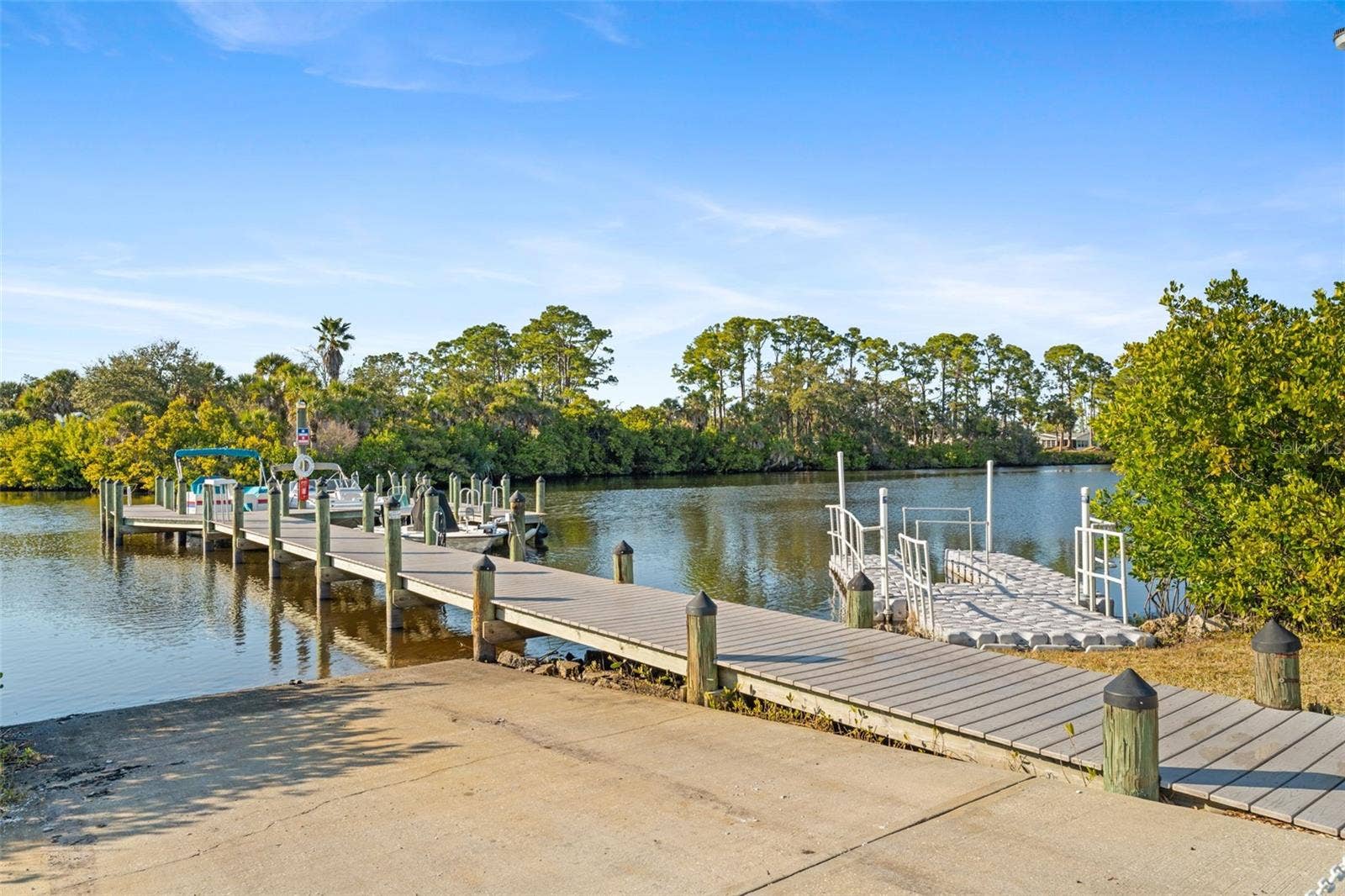 576 PORTSIDE DRIVE, North Port, FL 34287 576 PORTSIDE DRIVE, North Port, FL 34287
