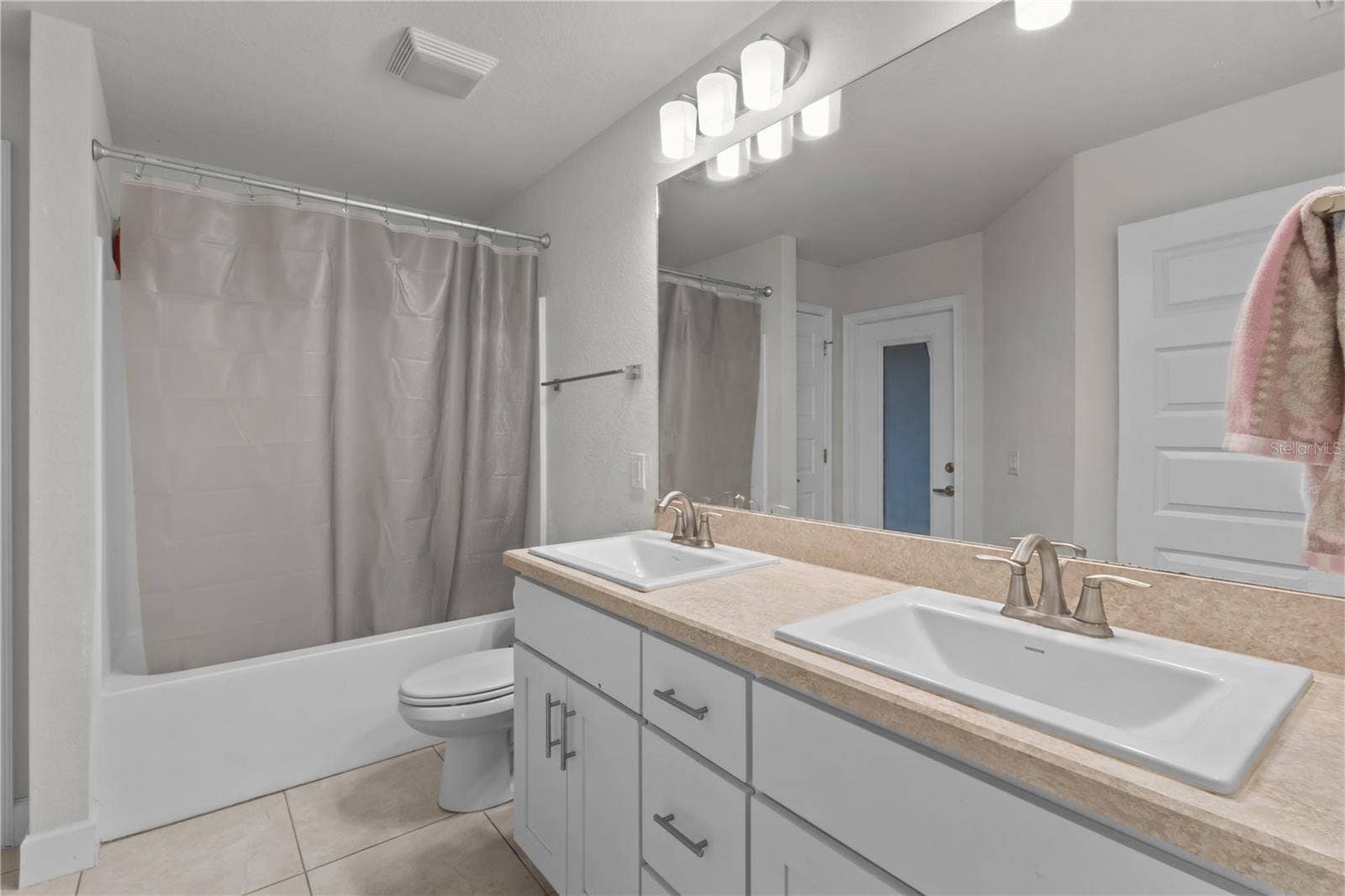 2779 STARVIEW AVENUE, North Port, FL 34288 2779 STARVIEW AVENUE, North Port, FL 34288