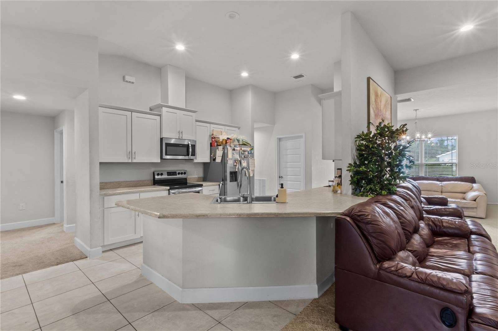 2779 STARVIEW AVENUE, North Port, FL 34288 2779 STARVIEW AVENUE, North Port, FL 34288