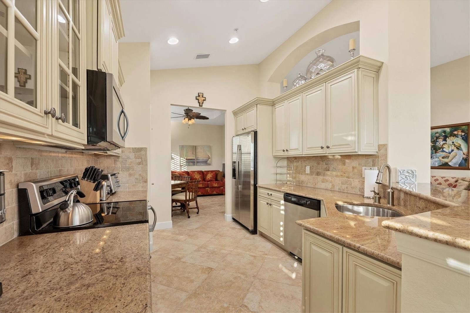 Kitchen with solid wood cabinetry and pullouts