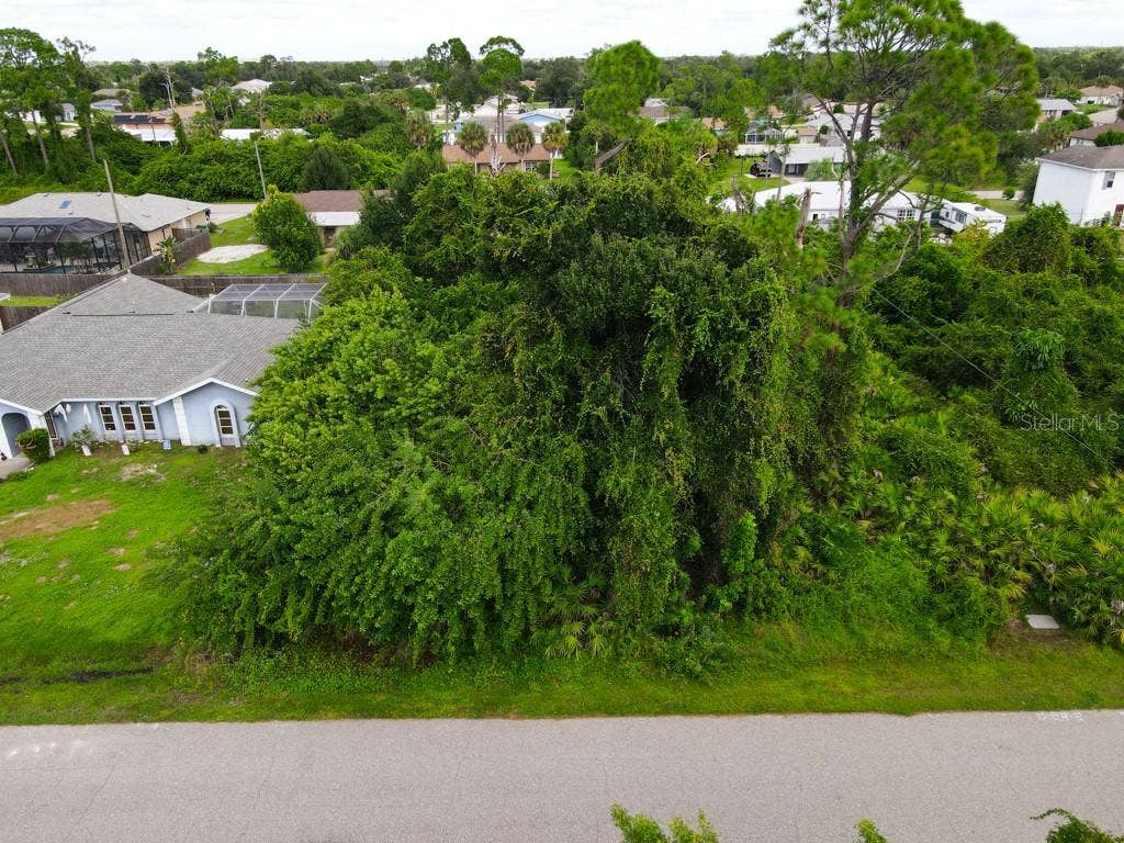 1150 GREAT FALLS AVENUE, Port Charlotte, FL 33948 1150 GREAT FALLS AVENUE, Port Charlotte, FL 33948