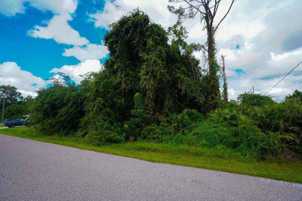1150 GREAT FALLS AVENUE, Port Charlotte, FL 33948 1150 GREAT FALLS AVENUE, Port Charlotte, FL 33948
