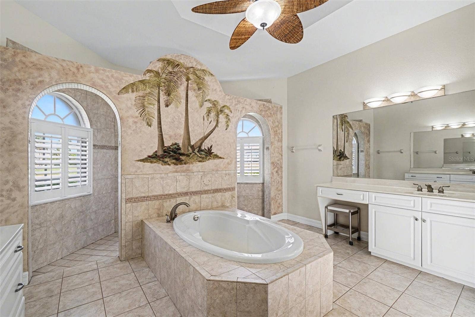 4214 GULFSTREAM PARKWAY, Cape Coral, FL 33993 4214 GULFSTREAM PARKWAY, Cape Coral, FL 33993