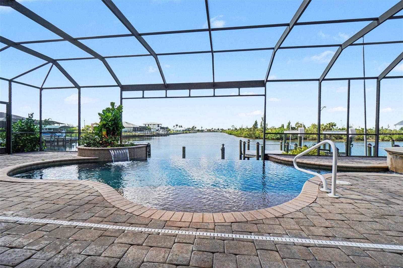 4214 GULFSTREAM PARKWAY, Cape Coral, FL 33993 4214 GULFSTREAM PARKWAY, Cape Coral, FL 33993
