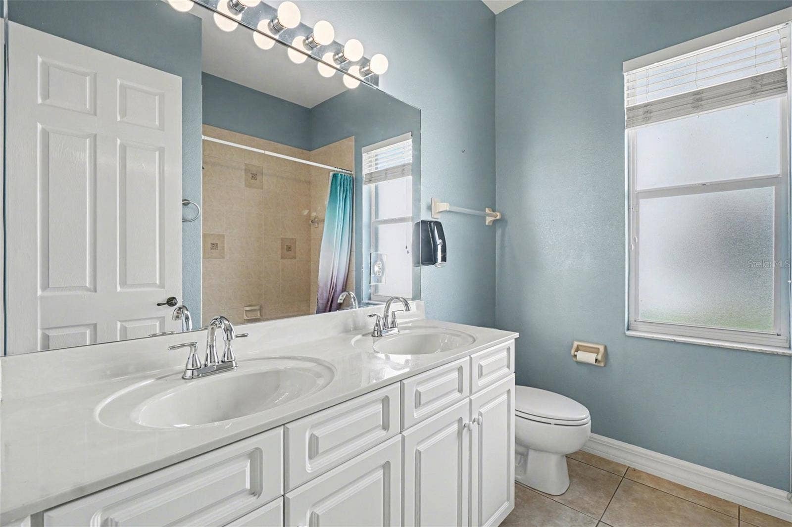 4214 GULFSTREAM PARKWAY, Cape Coral, FL 33993 4214 GULFSTREAM PARKWAY, Cape Coral, FL 33993